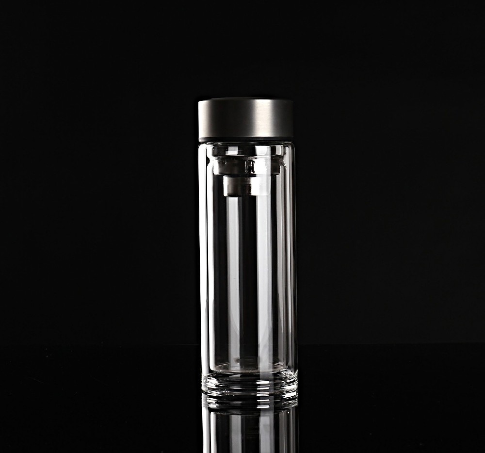 秋季喝水的 3 個核心誤區，你中招了嗎？秋日補水指南：解鎖正確喝水方式